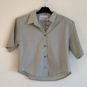 Stylenanda cropped shirt top with shoulder pads